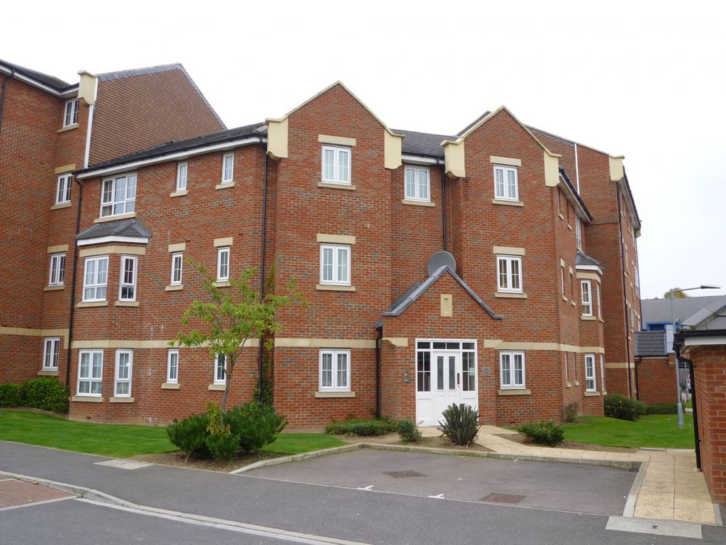 Property photo 1 of 8 2 Bedroom Flat For Sale