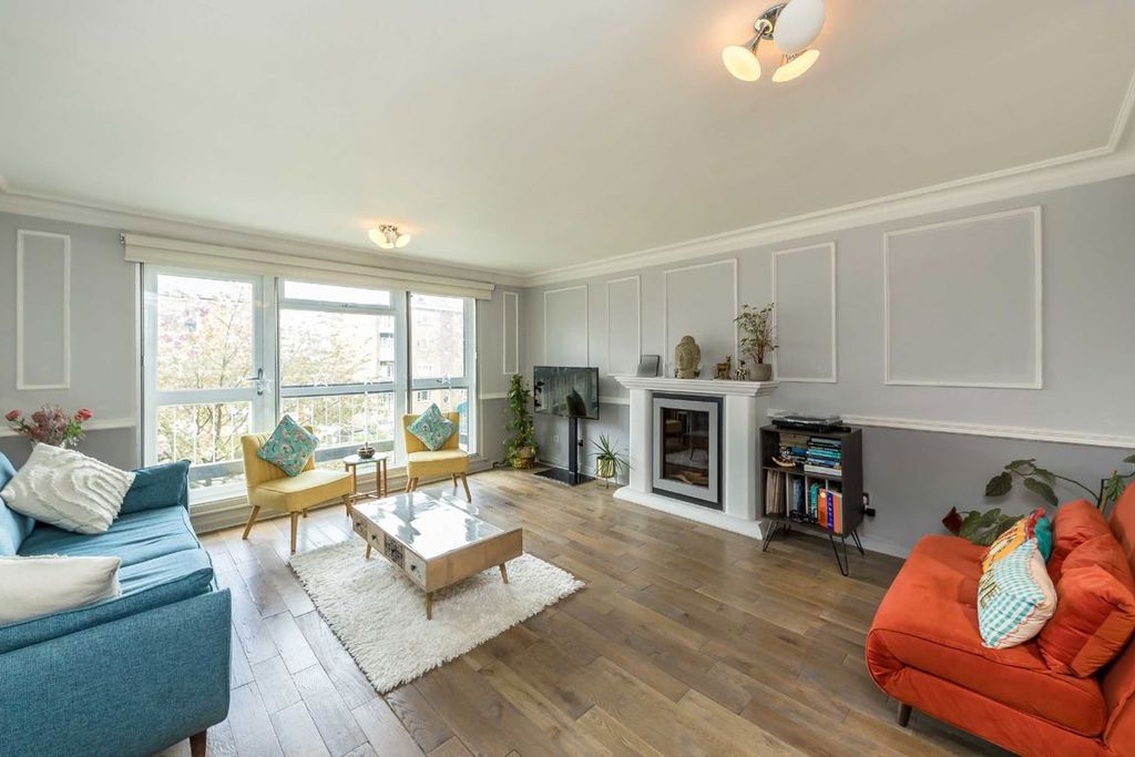 Property photo 2 of 6