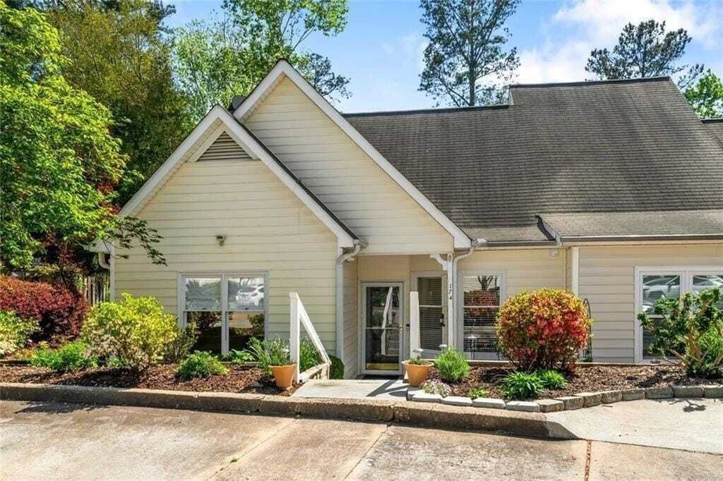 Property photo 1 of 31