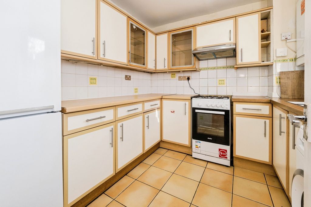 Property photo 2 of 14 Pbox-Img.Jpg