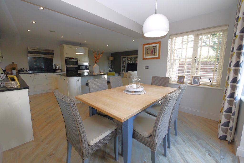 Additional image 13 of 4 bed detached house for saleBawtry Road, Bessacarr, Doncaster DN4