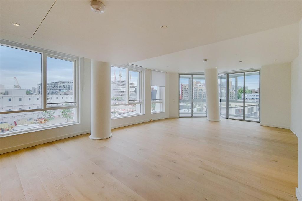 Property photo 2 of 12 4_Kitchen-Reception-0.Jpg