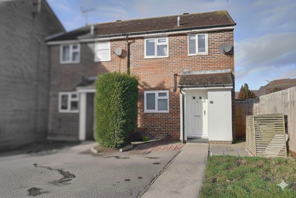 Property photo 1 of 12 Front