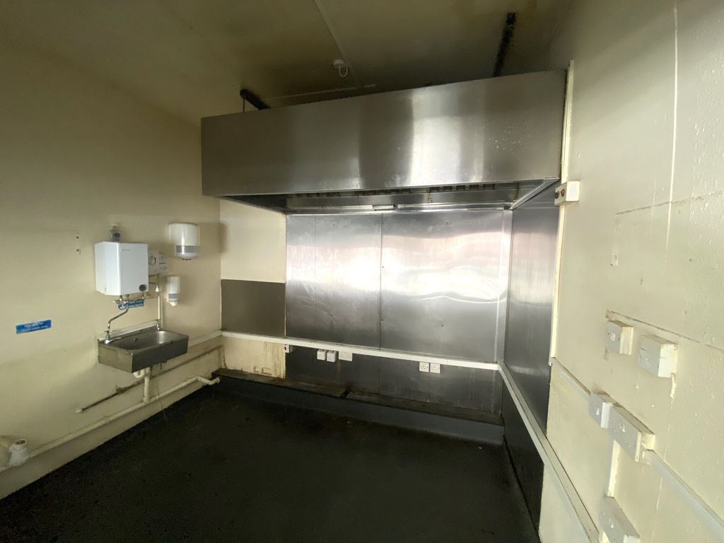Property photo 3 of 4