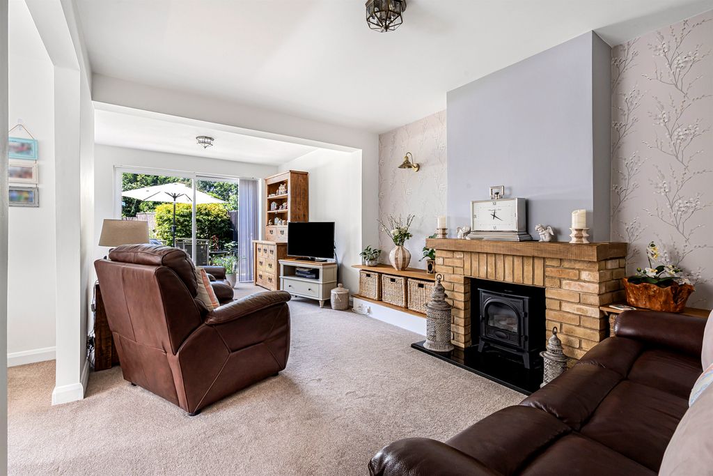 Property photo 3 of 23 45_85776