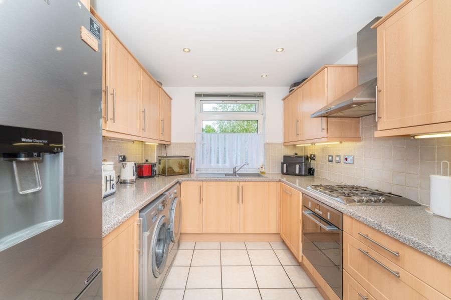 Property photo 3 of 7