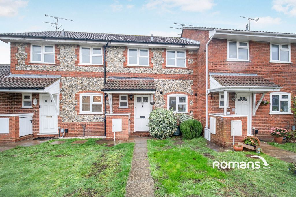 Property photo 1 of 9 Photo