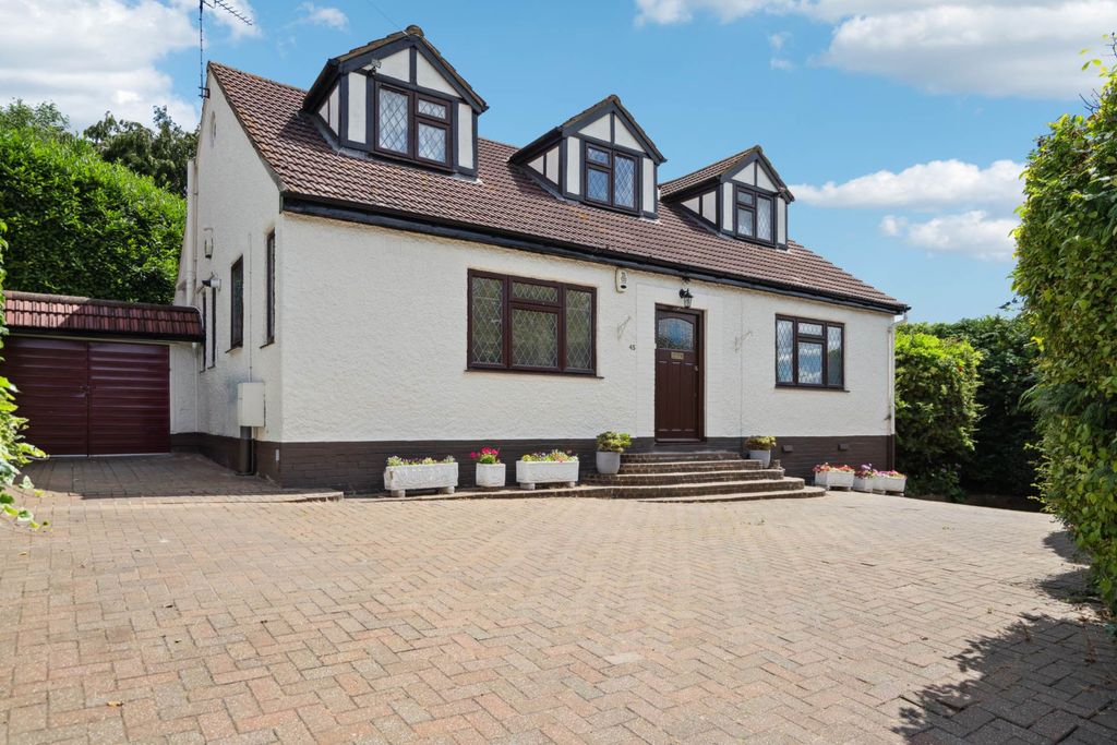 Property photo 1 of 22