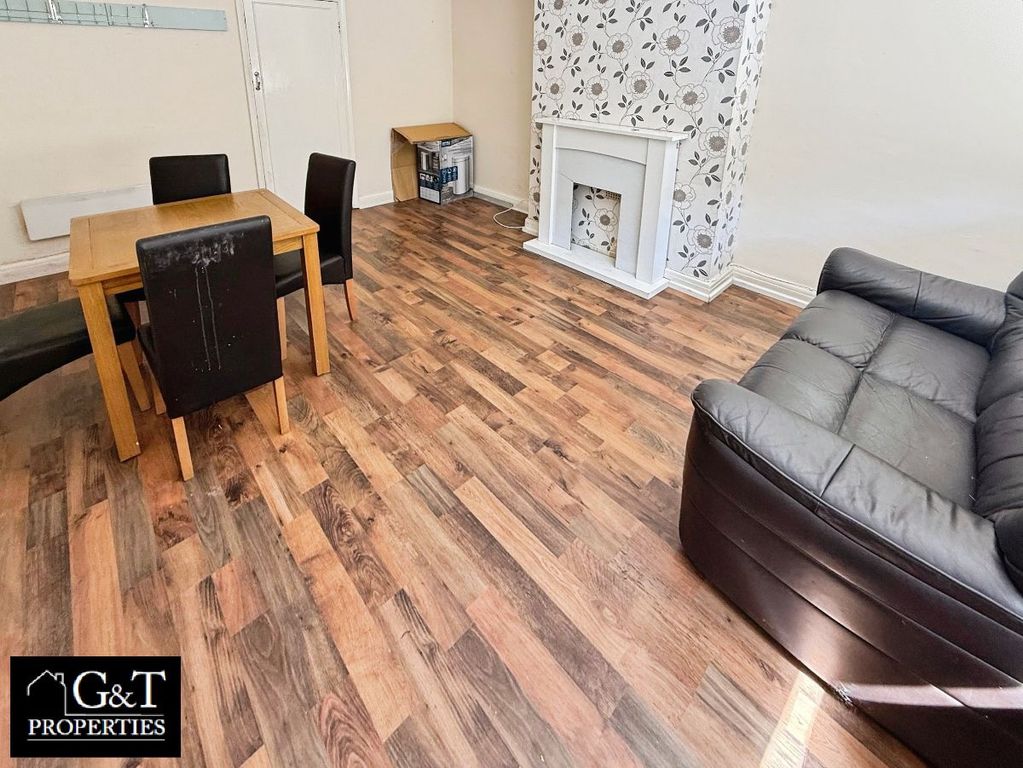 Property photo 2 of 17 Reception Room