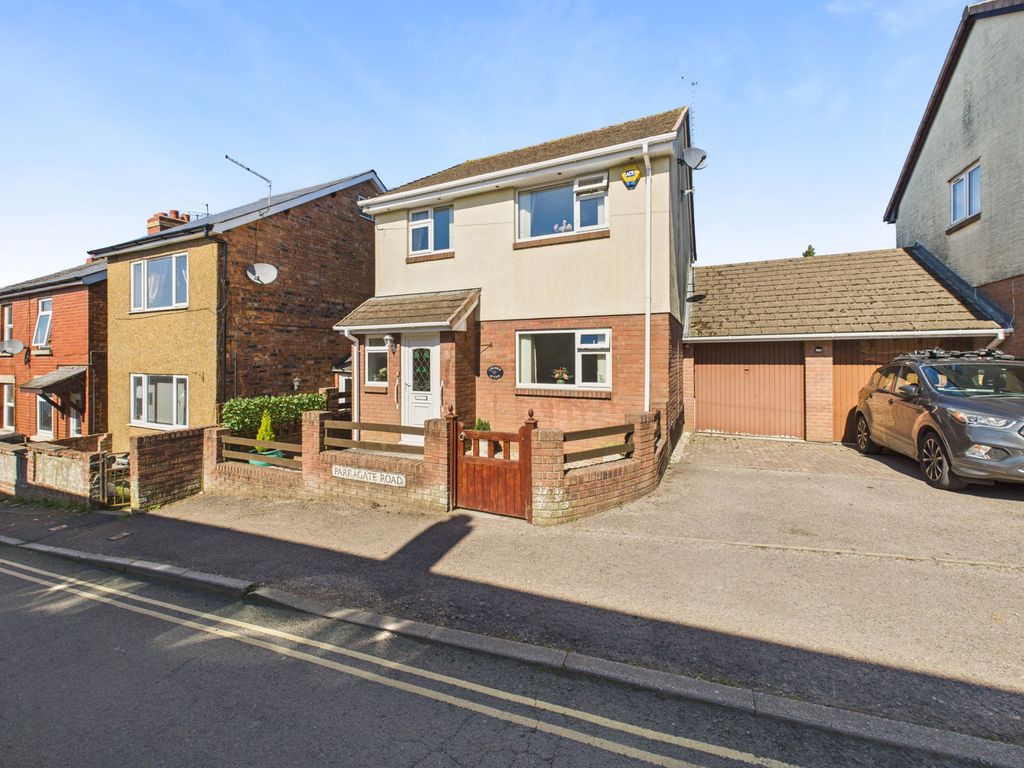 Property photo 1 of 16