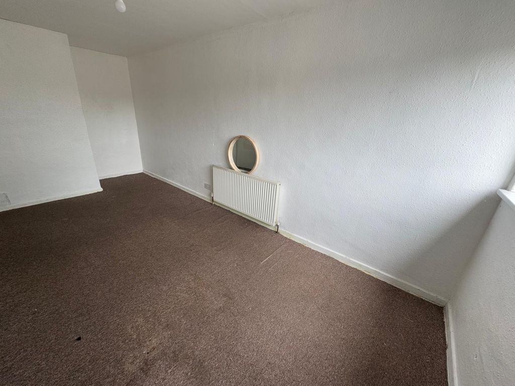 Property photo 3 of 7 Image