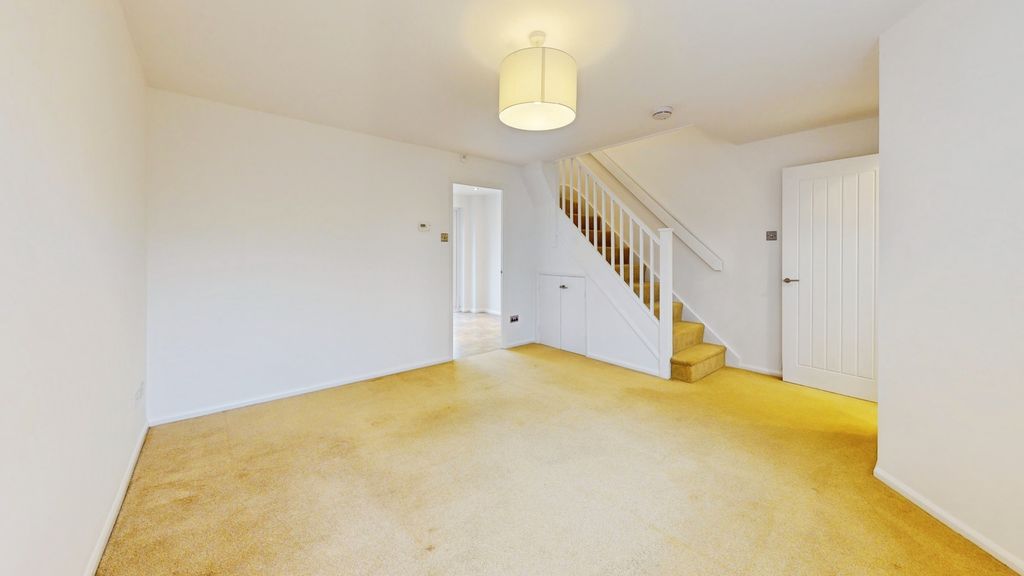 Property photo 3 of 18 1Be18Ea4-Bedroom 20 2876 29