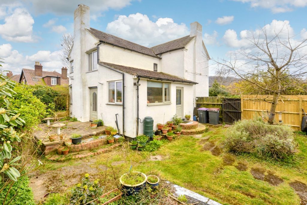 Property photo 2 of 28 3286876