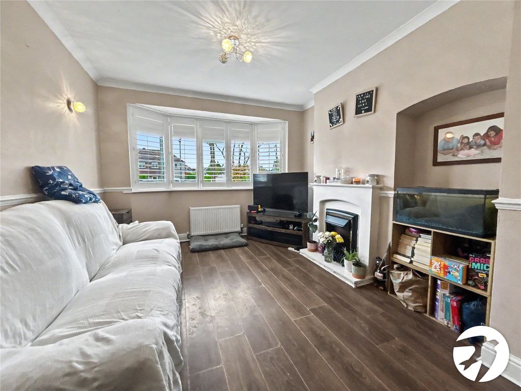 Property photo 2 of 20 Picture No. 19