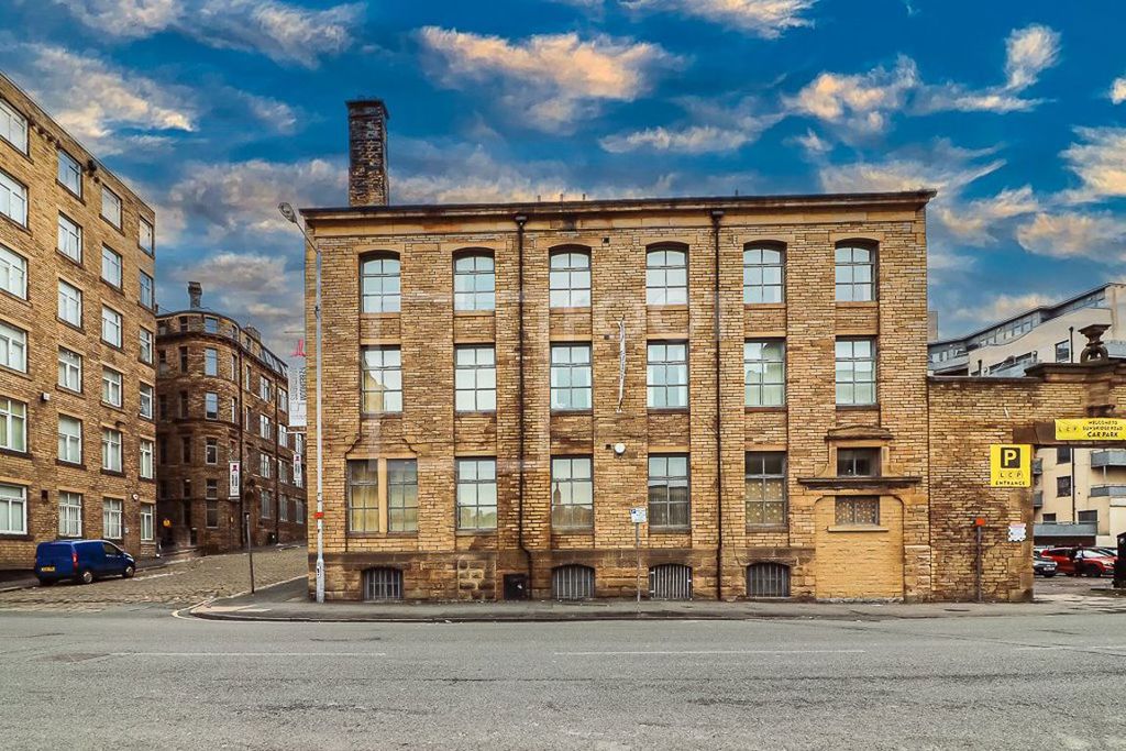 Property photo 2 of 22