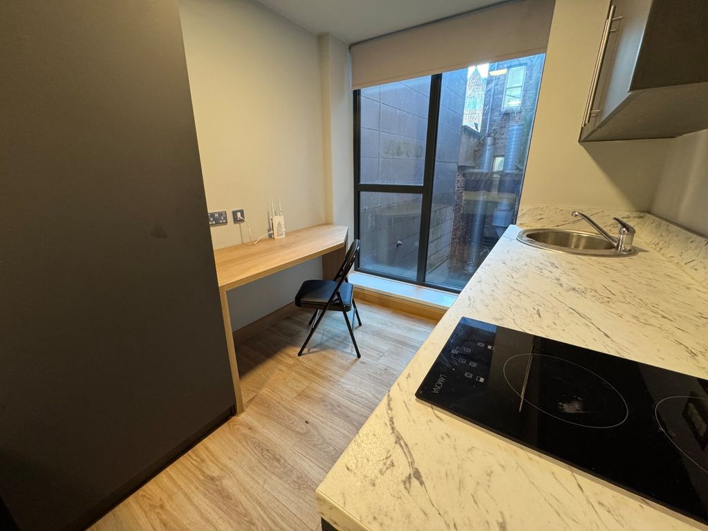 Property photo 3 of 11 Picture No. 02