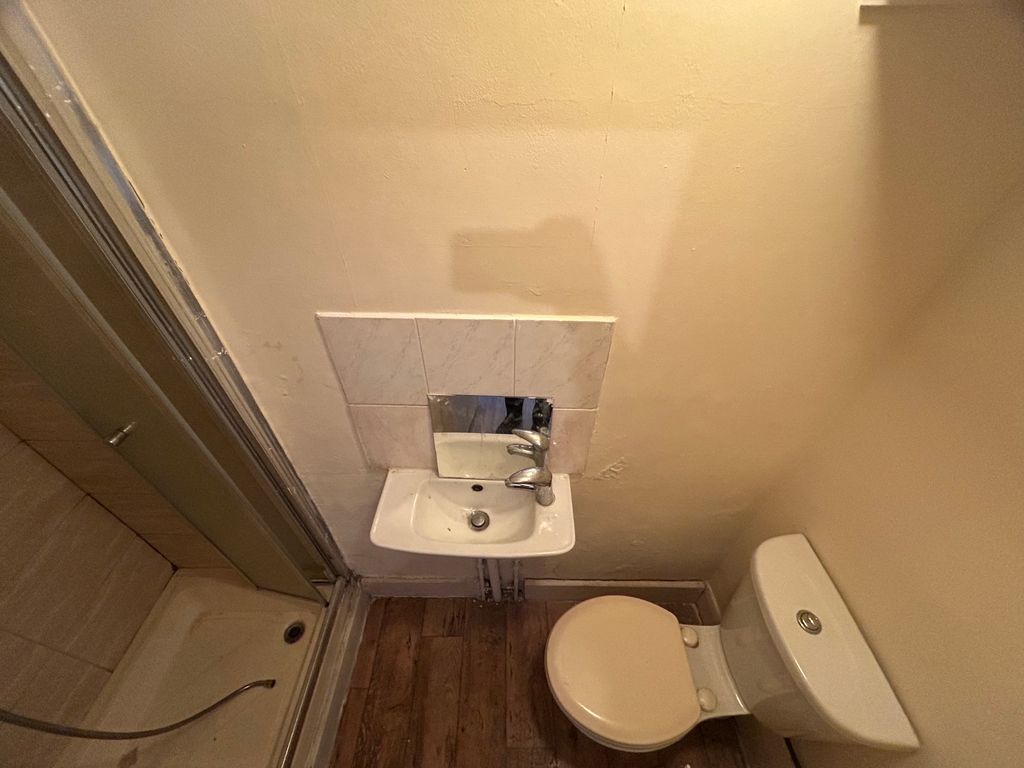 Property photo 3 of 6 Img_1994