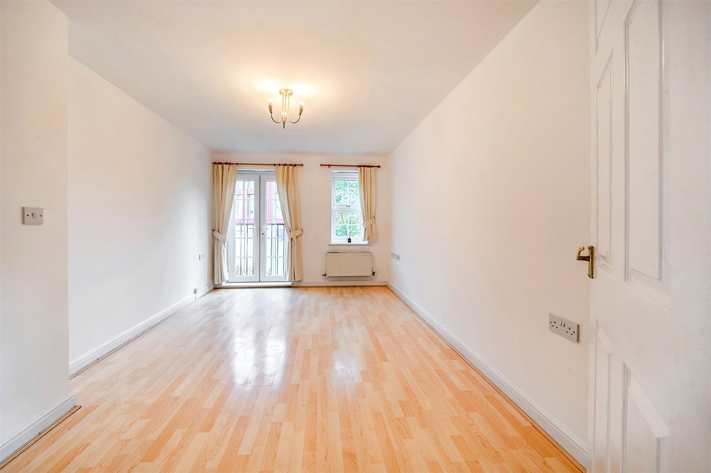 Property photo 2 of 11 Picture No. 07