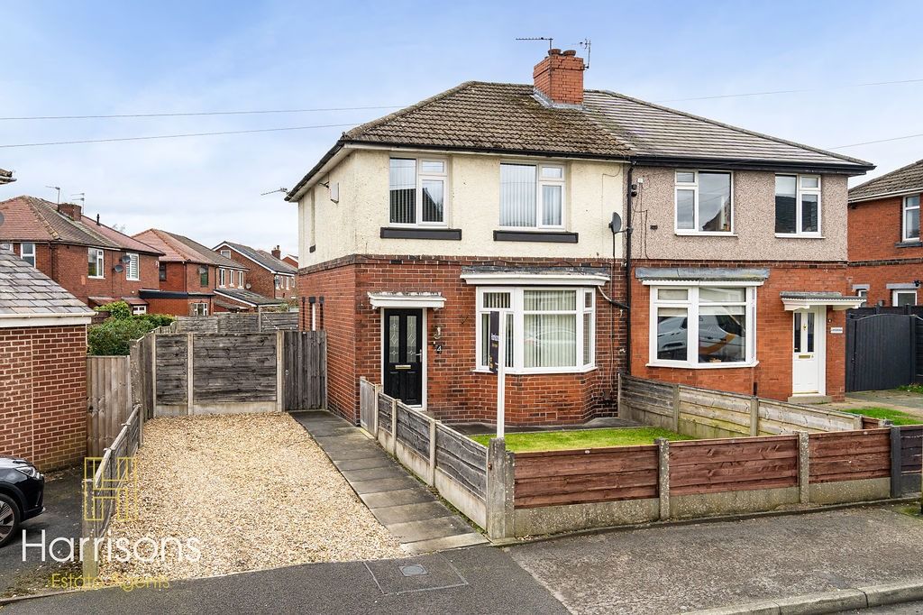 Property photo 1 of 22 4807973