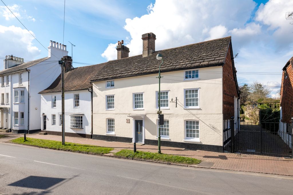 Property photo 1 of 20