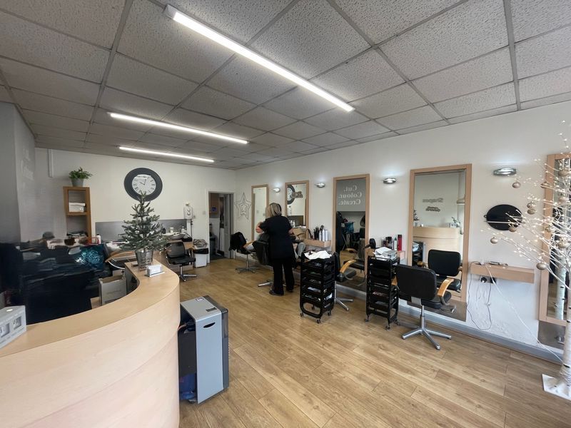 Property photo 2 of 6 Photo 6