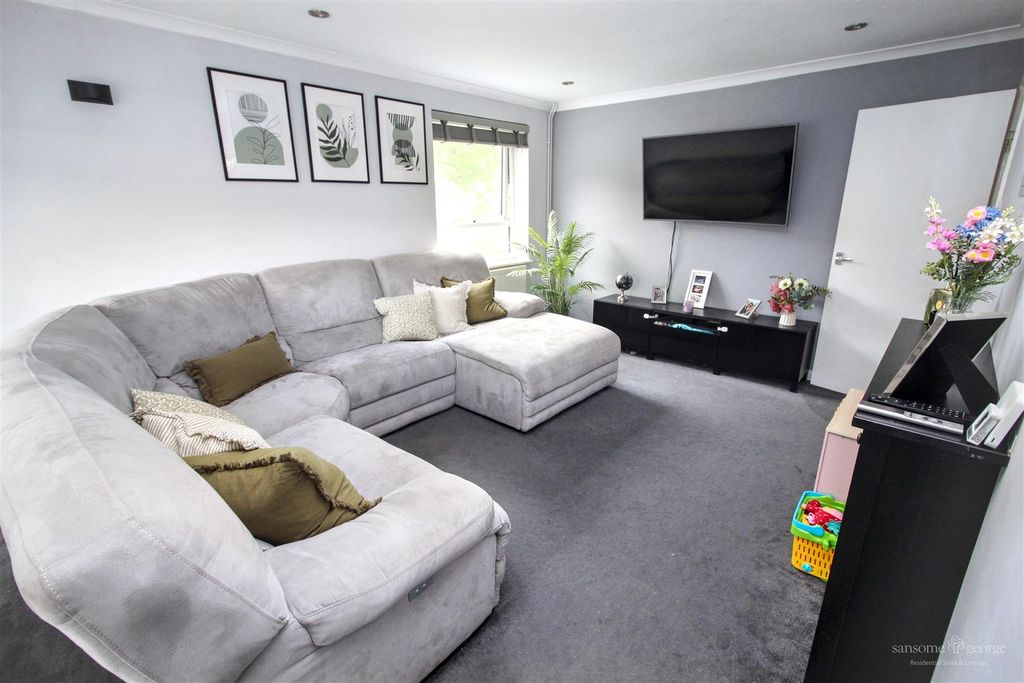 Property photo 3 of 15 Img_0566.Jpg