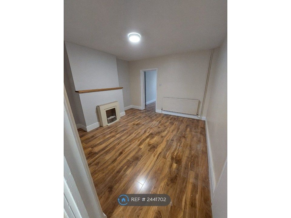 Property photo 1 of 4