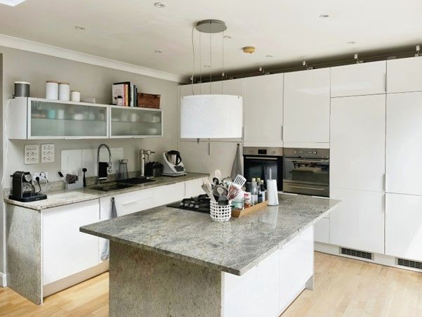 Property photo 1 of 14 Kitchen