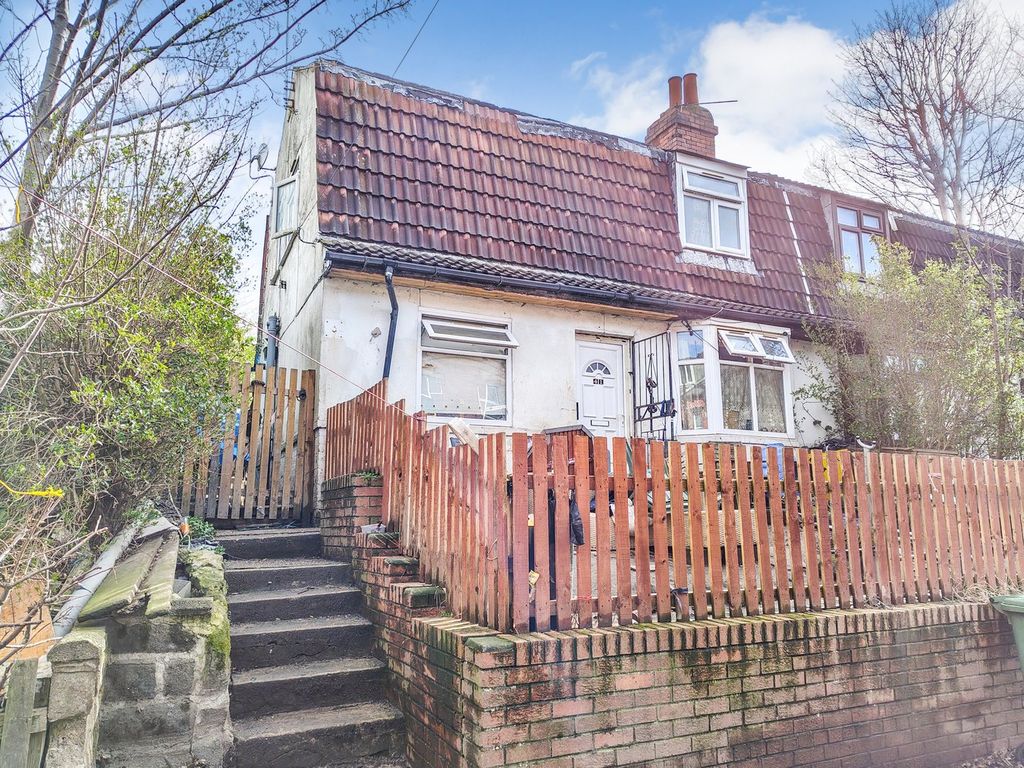 Property photo 2 of 3