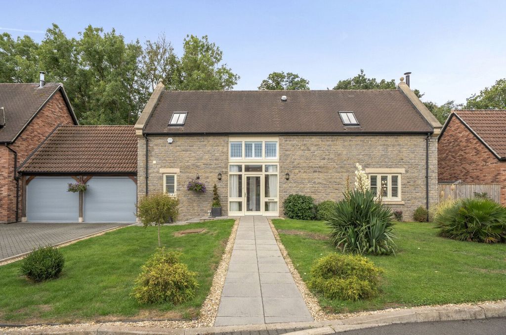 Property photo 1 of 20 Front Elevation