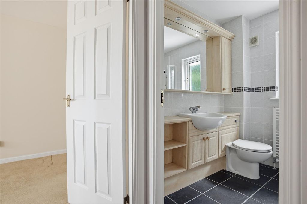 Property photo 3 of 26 S02.Jpg