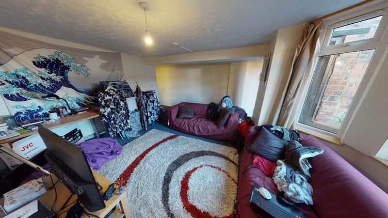 Property photo 1 of 4