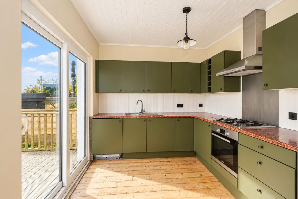 Property photo 3 of 25 31109ee9-26Fe-44B6-8047-77F2Acce5001.Png