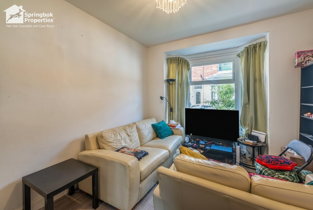 Property photo 2 of 14 1