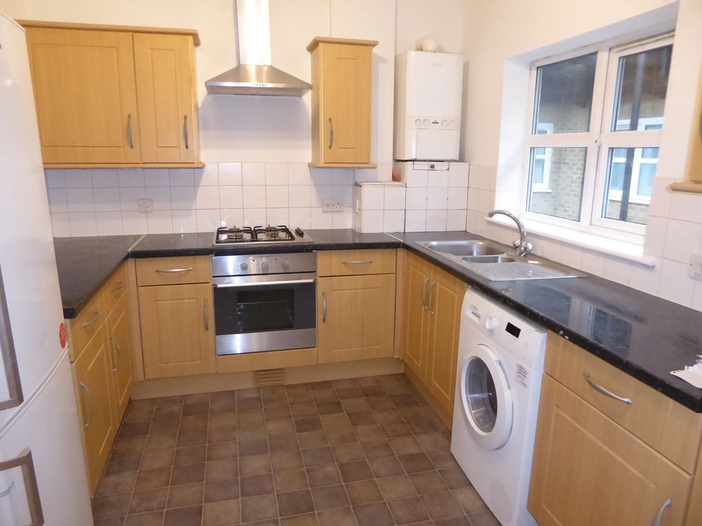 Property photo 3 of 8 Photo 8