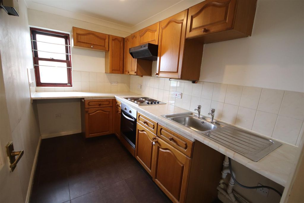 Property photo 2 of 11 Img_1550.Jpg