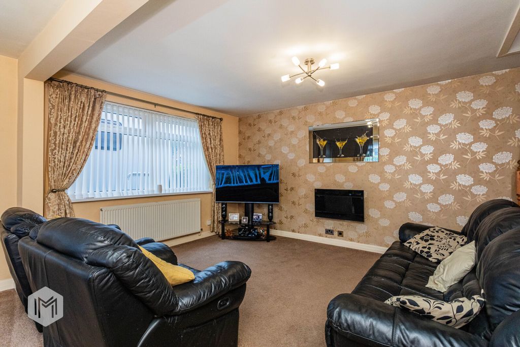 Property photo 2 of 20 Picture No. 10