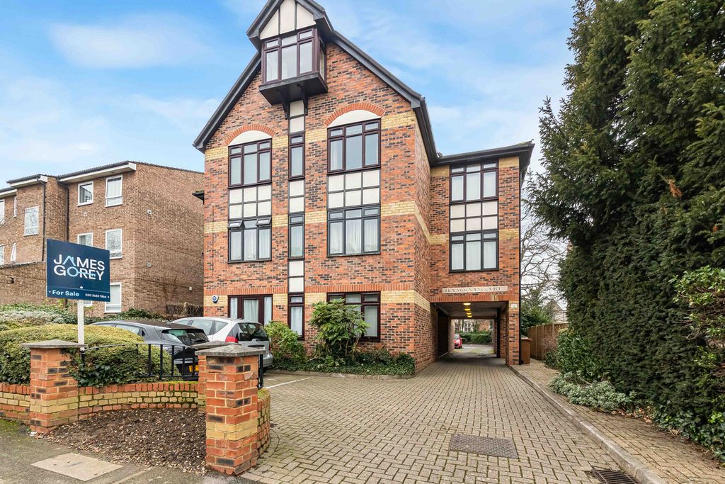 Property photo 1 of 18