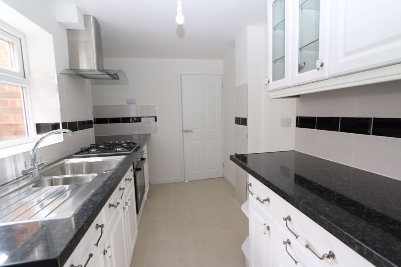 Property photo 3 of 12 Photo 9