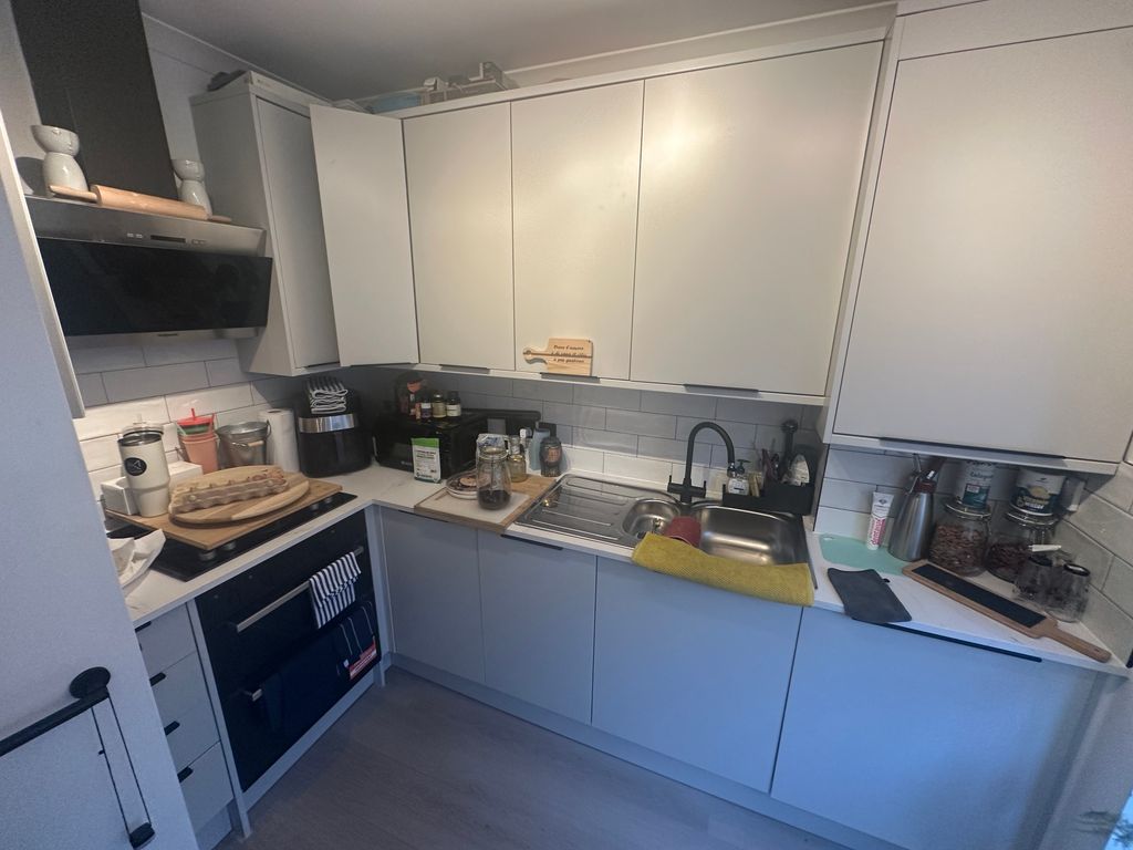 Property photo 2 of 4