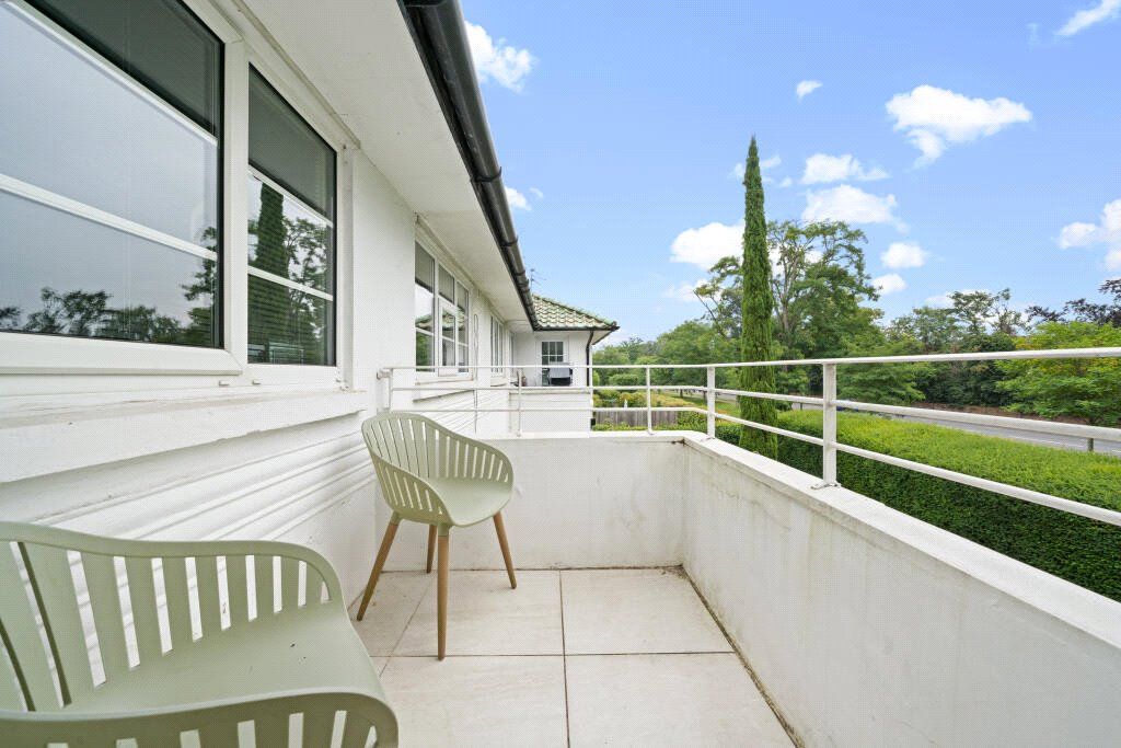 Property photo 1 of 19 Picture No. 03