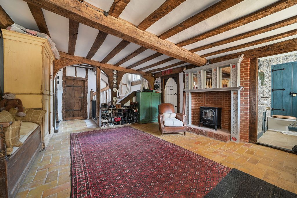 Property photo 2 of 50