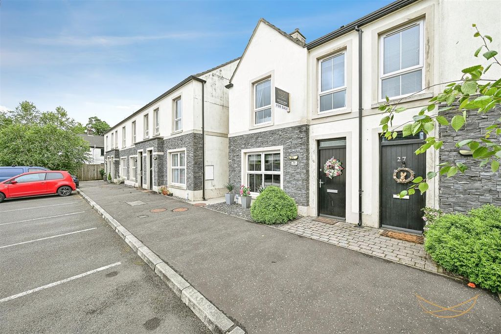 Property photo 3 of 31 Dhp-12.Jpg