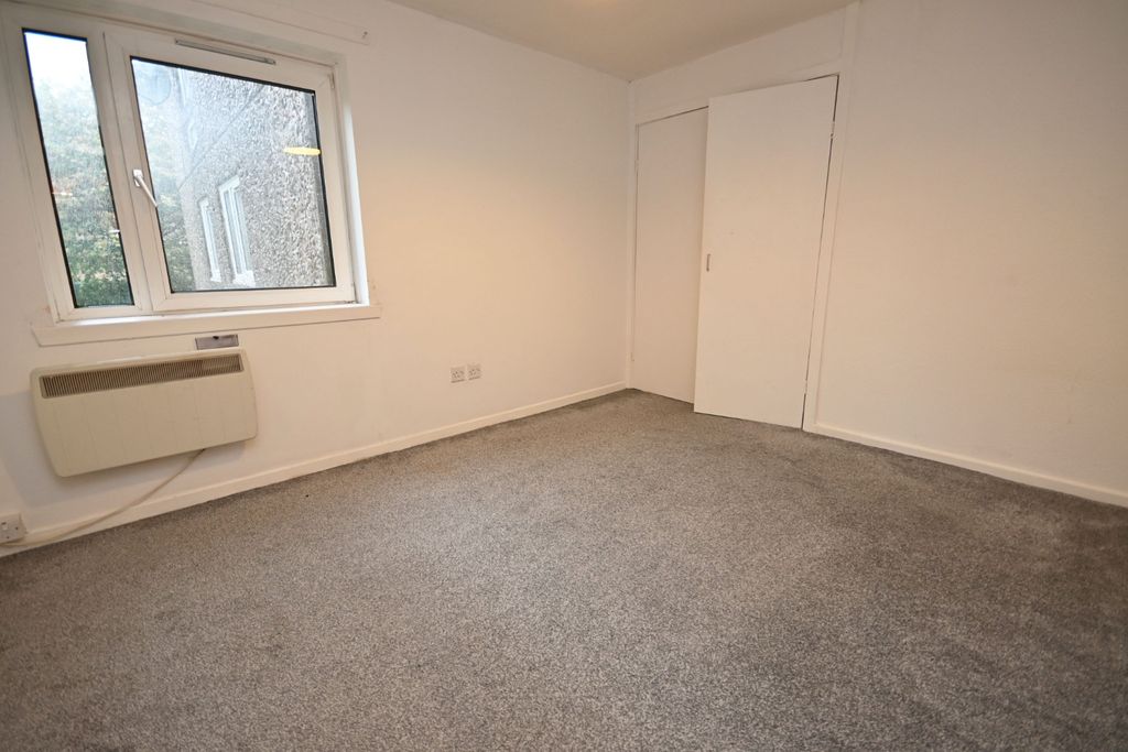 Additional image 15 of 2 bed flat for sale132 Fairhaven, Kirn, Dunoon, Argyll And Bute PA23
