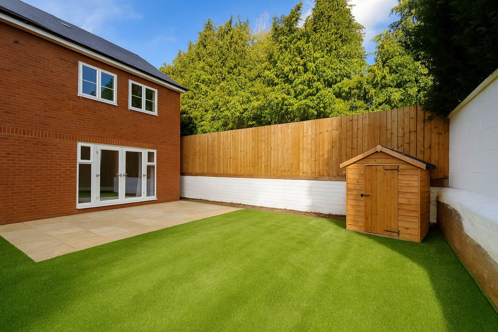 Property photo 3 of 3