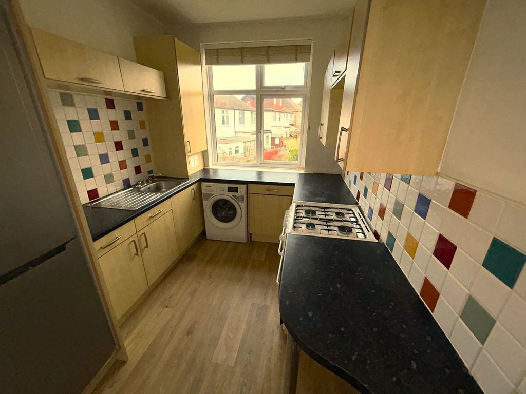 Property photo 3 of 7 5423253