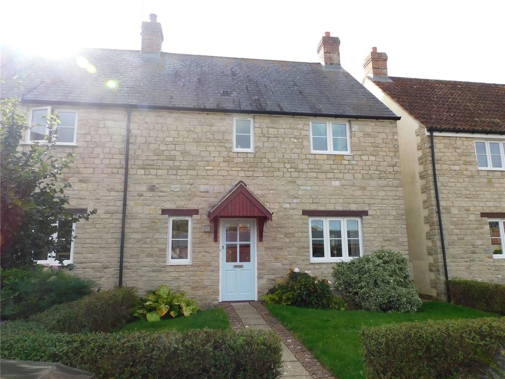 Property photo 1 of 39 Picture No. 03