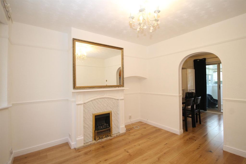 Property photo 2 of 33 Img_2129.Jpg