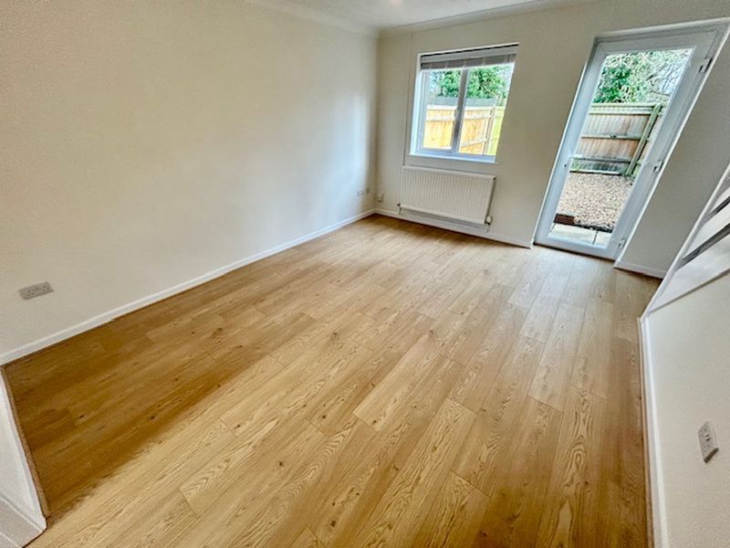 Property photo 3 of 8 Photo 3