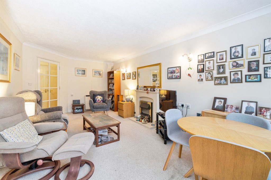 Property photo 3 of 15